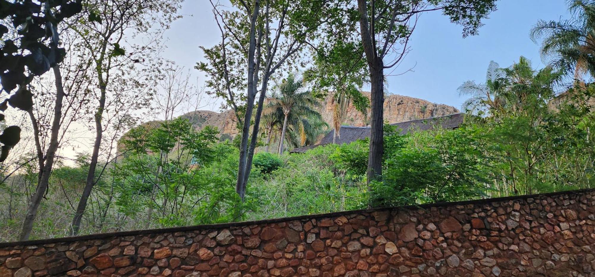 Bali At Scenic Haven Lodge In Hartbeespoort Eksteriør bilde