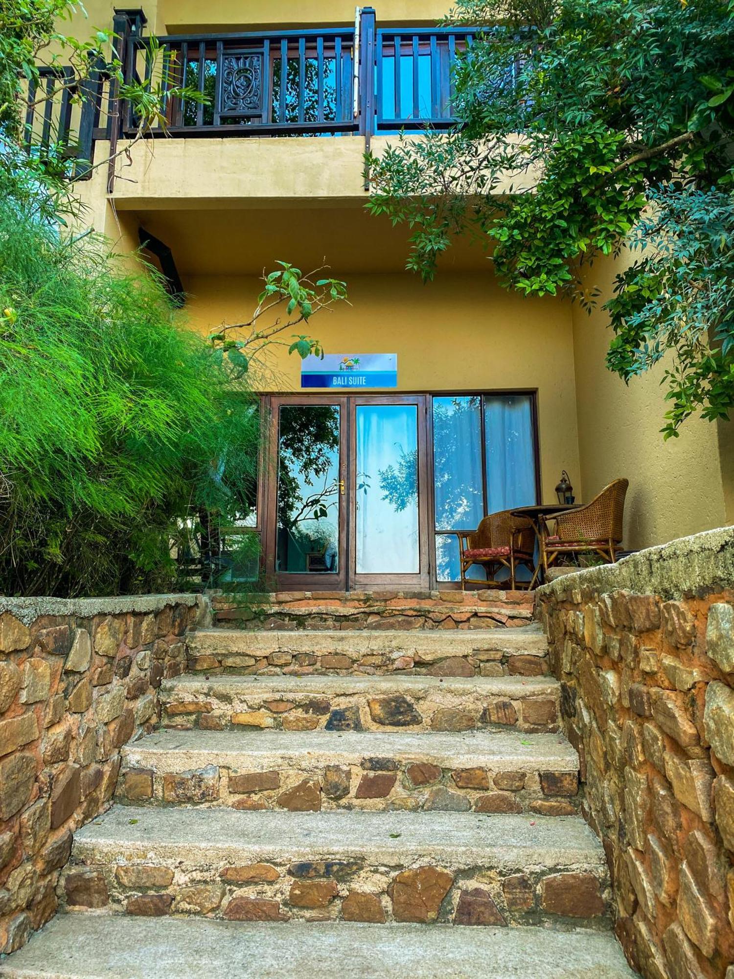 Bali At Scenic Haven Lodge In Hartbeespoort Eksteriør bilde
